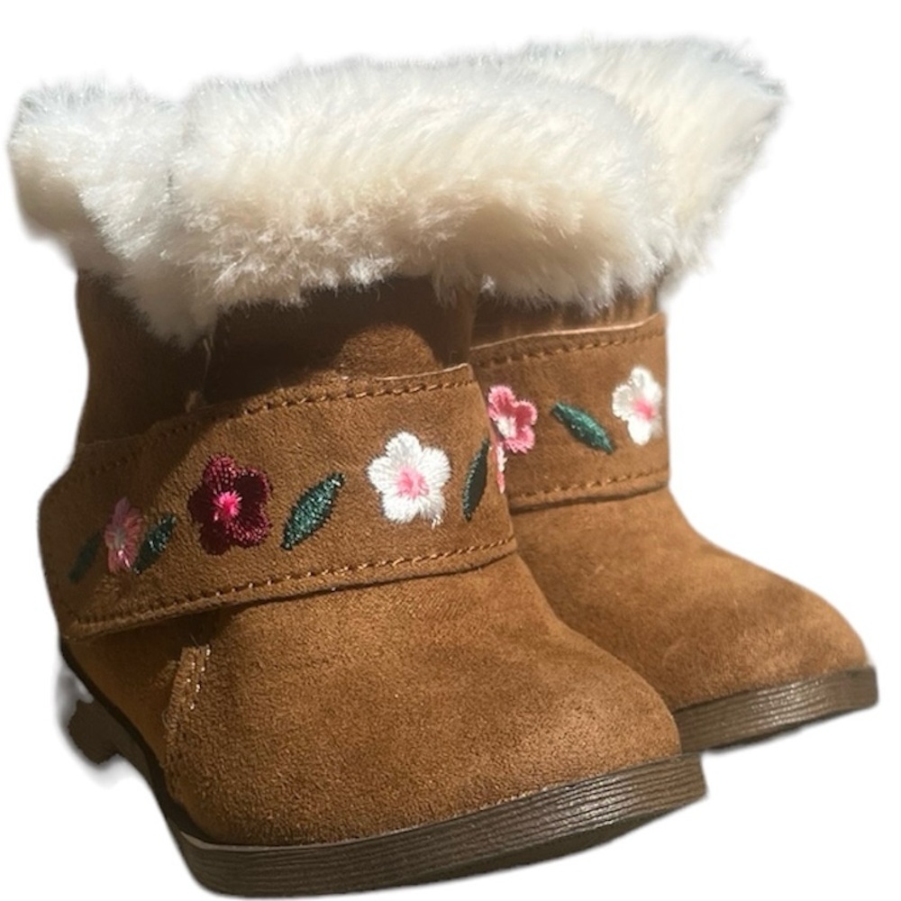 Mini Mia Baby Girl fur boots- Infant Size 2